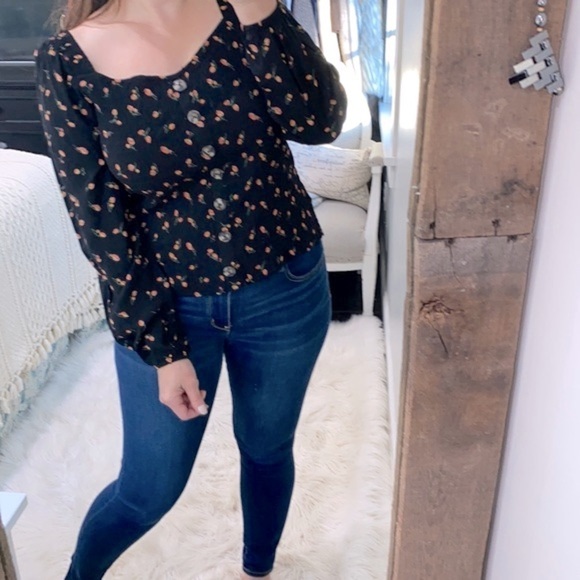 No boundaries boho floral top size 11-13 - Picture 2 of 7